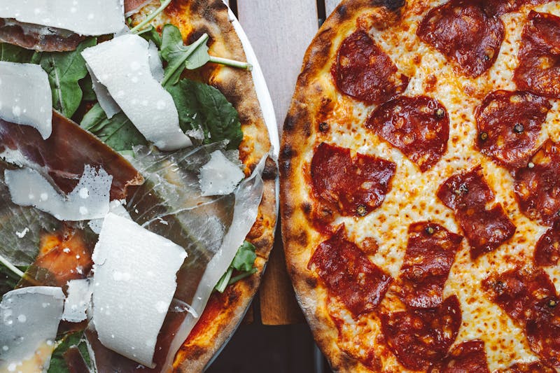 Salsiccia e Cipolla sausage and caramelized onion pizza